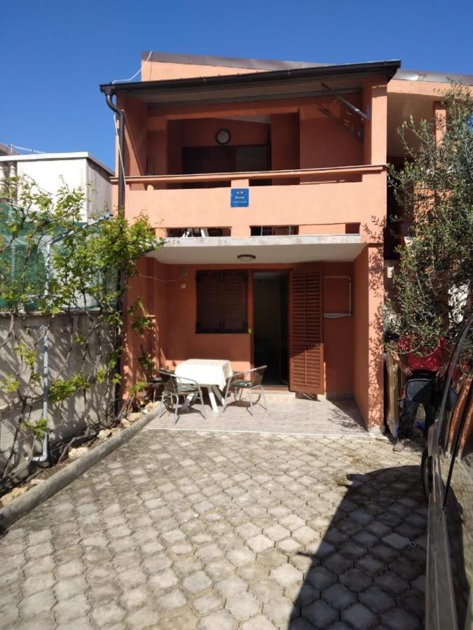 Apartments With A Parking Space Vir - 19547 المظهر الخارجي الصورة